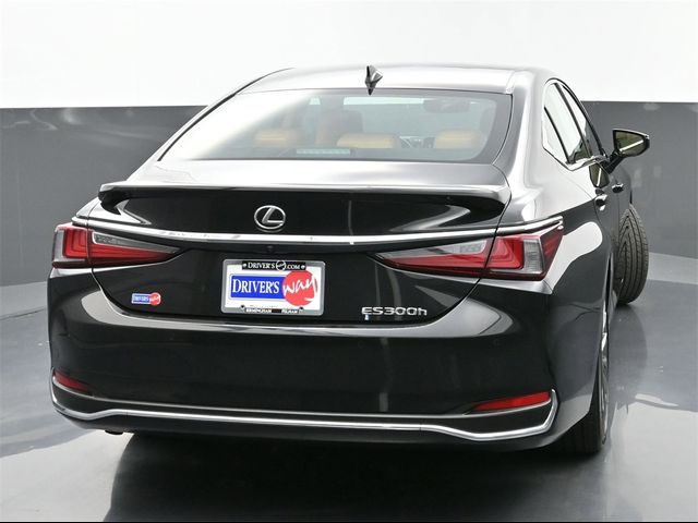 2024 Lexus ES 300h Ultra Luxury