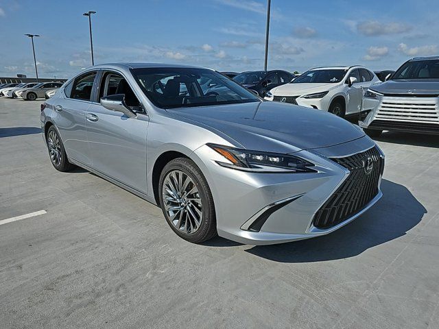 2024 Lexus ES 300h Ultra Luxury