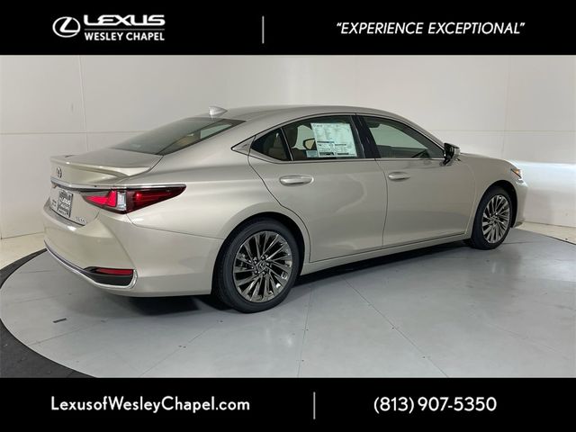 2024 Lexus ES 300h Ultra Luxury