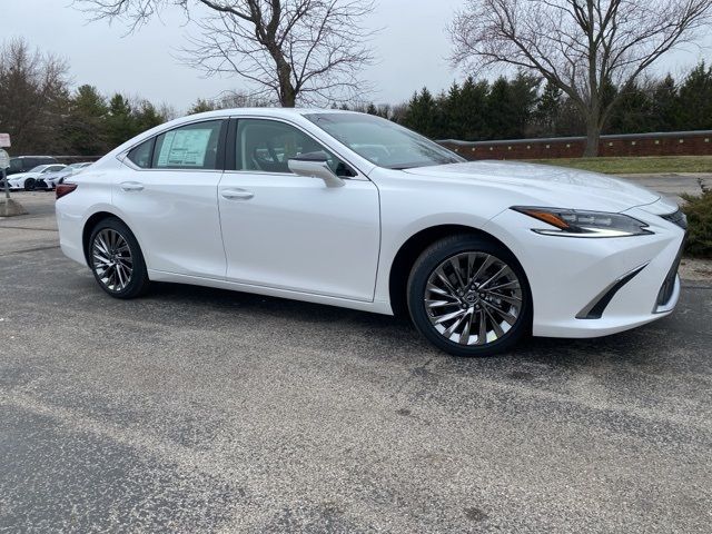 2024 Lexus ES 300h Ultra Luxury