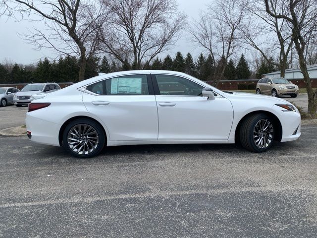 2024 Lexus ES 300h Ultra Luxury