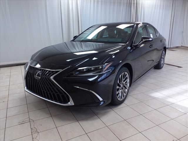 2024 Lexus ES 300h Ultra Luxury