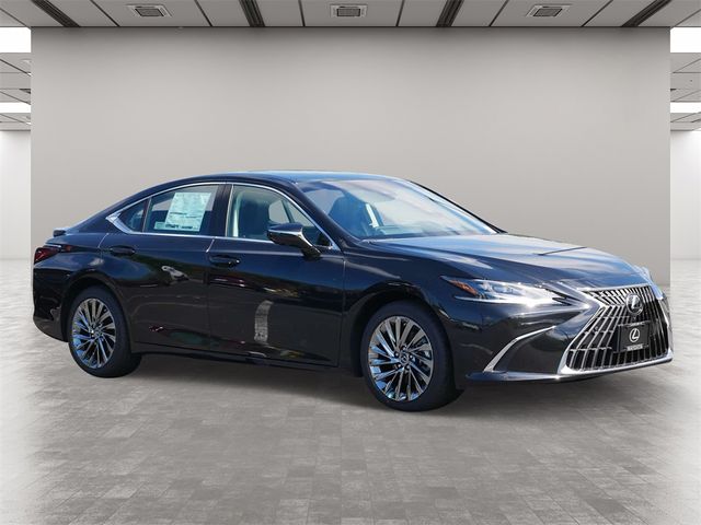 2024 Lexus ES 300h Ultra Luxury