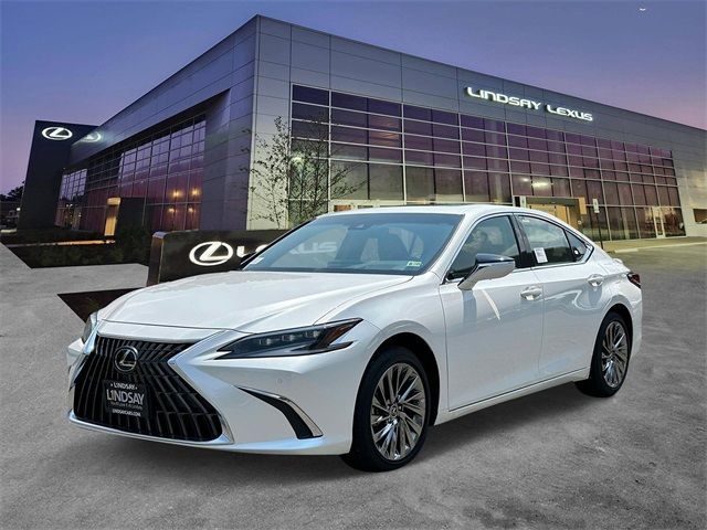 2024 Lexus ES 300h Ultra Luxury