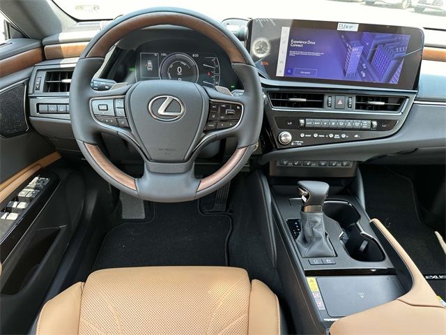 2024 Lexus ES 300h Ultra Luxury