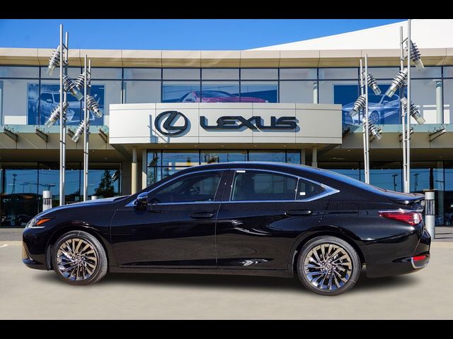 2024 Lexus ES 300h Ultra Luxury