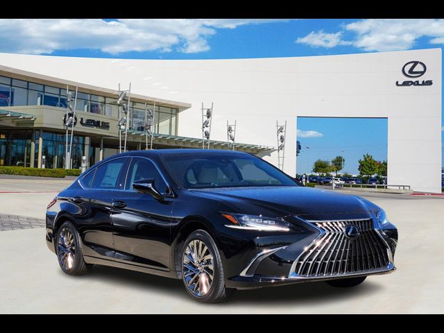 2024 Lexus ES 300h Ultra Luxury