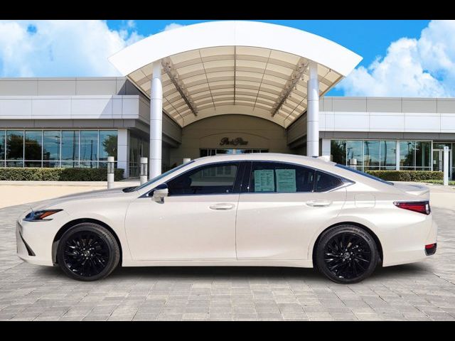 2024 Lexus ES 300h Ultra Luxury