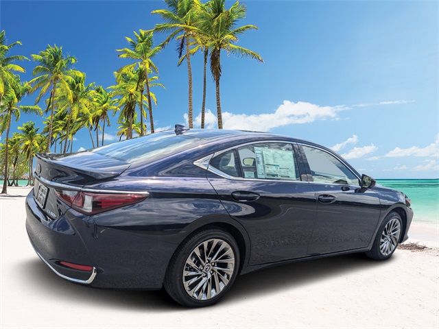 2024 Lexus ES 300h Ultra Luxury