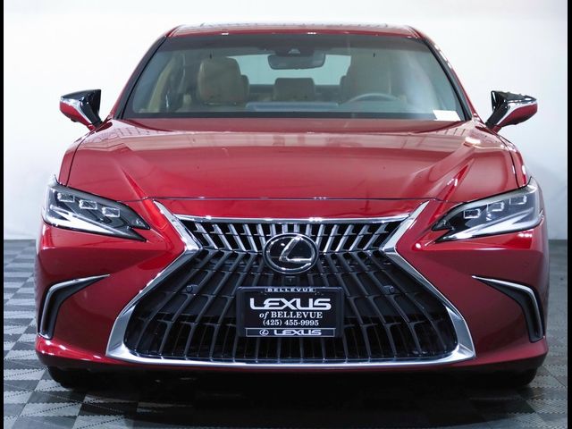 2024 Lexus ES 300h Ultra Luxury