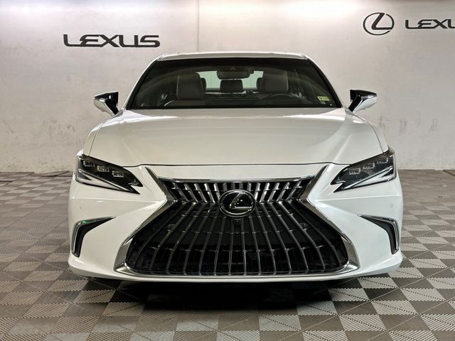 2024 Lexus ES 300h Ultra Luxury