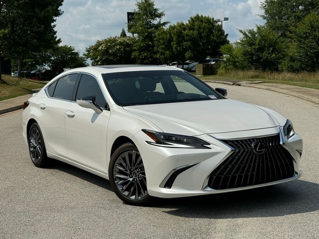 2024 Lexus ES 300h Ultra Luxury