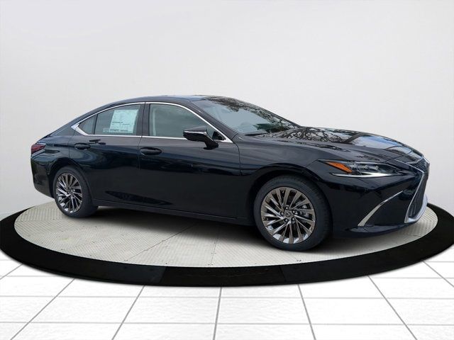 2024 Lexus ES 300h Ultra Luxury