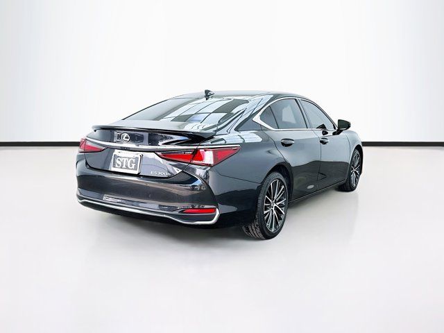 2024 Lexus ES 300h