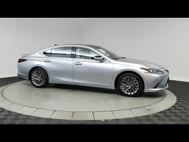 2024 Lexus ES 350 Luxury