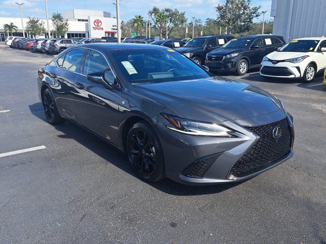 2024 Lexus ES ES 300h F SPORT Handling