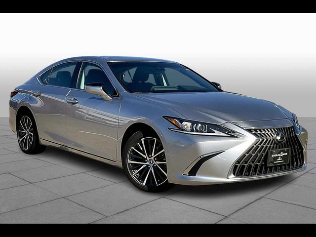 2024 Lexus ES 250