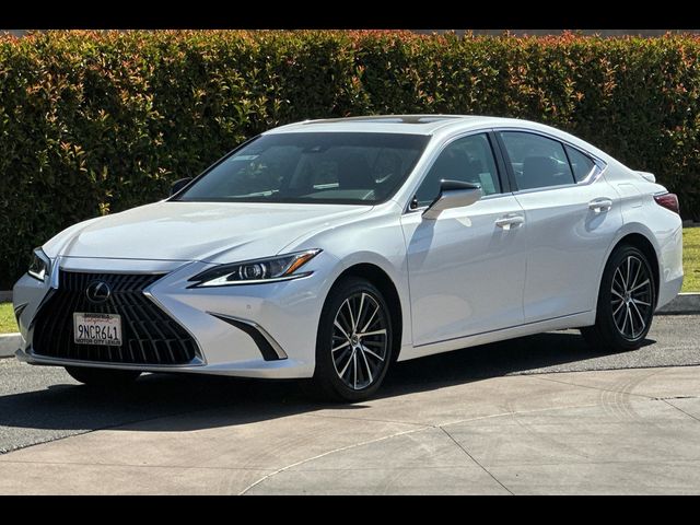 2024 Lexus ES 300h