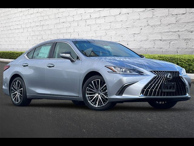 2024 Lexus ES 300h