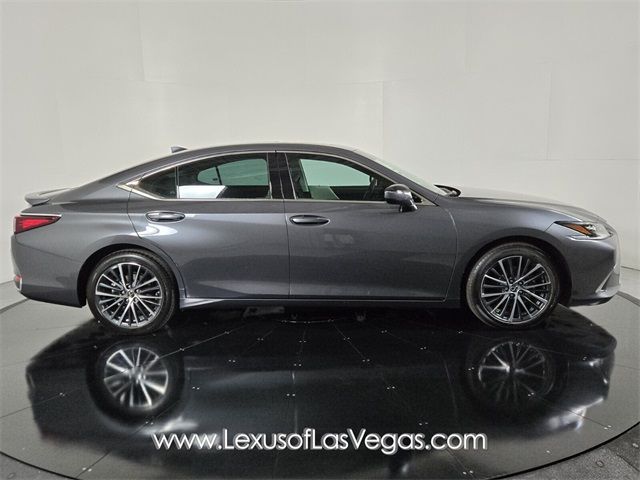 2024 Lexus ES 300h