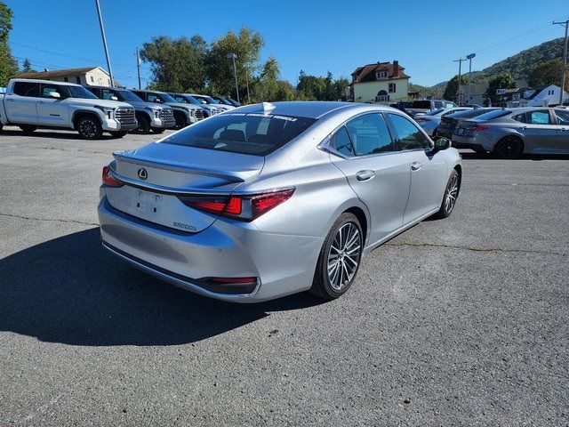 2024 Lexus ES 300h