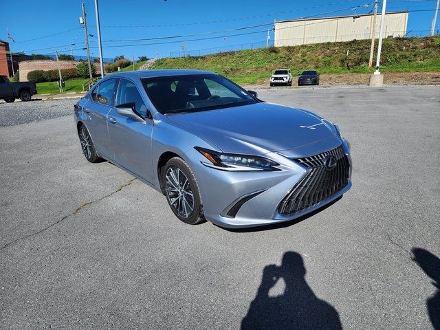 2024 Lexus ES 300h