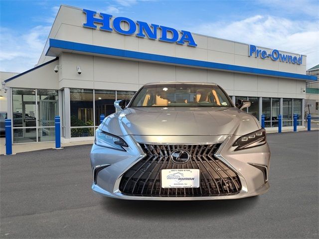 2024 Lexus ES 300h