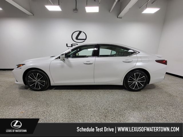 2024 Lexus ES 300h