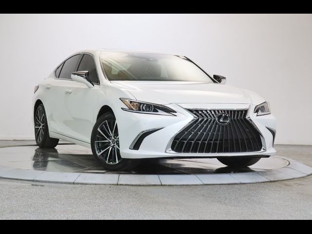 2024 Lexus ES 300h