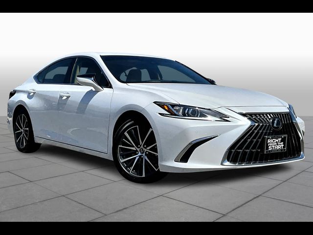 2024 Lexus ES 300h