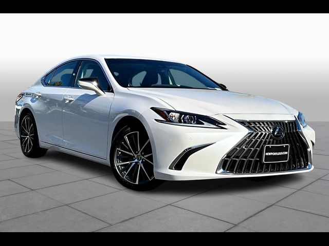 2024 Lexus ES 300h