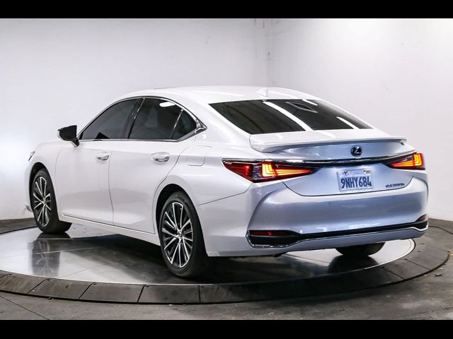 2024 Lexus ES 300h