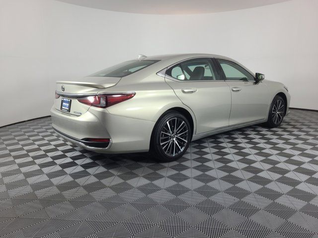 2024 Lexus ES 