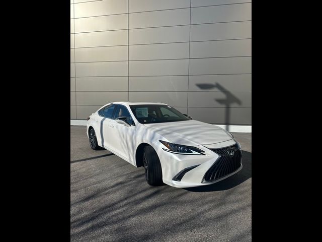 2024 Lexus ES 300h