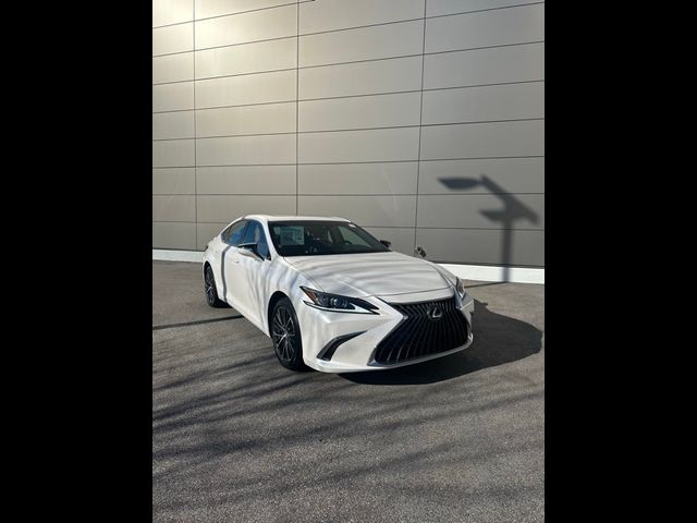 2024 Lexus ES 300h