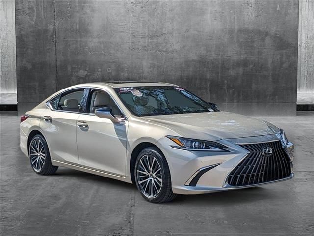 2024 Lexus ES 250