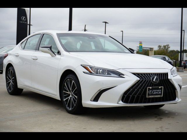 2024 Lexus ES 250