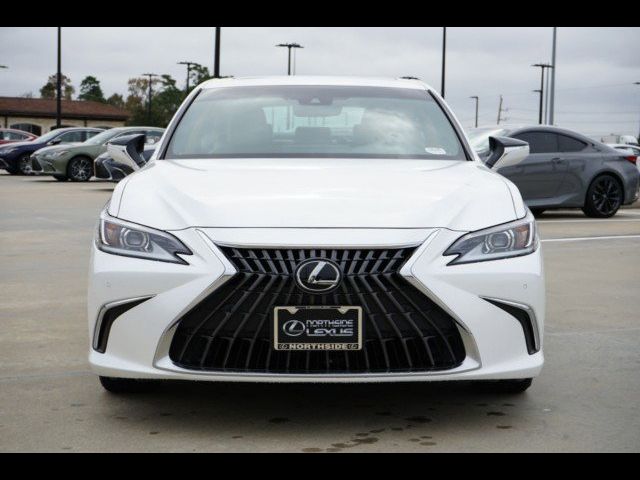 2024 Lexus ES 250