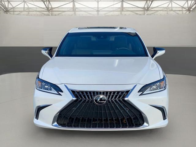 2024 Lexus ES 250