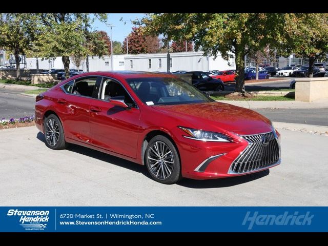 2024 Lexus ES 250