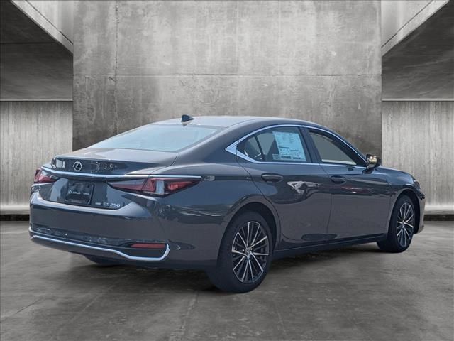 2024 Lexus ES 250