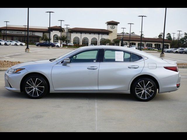 2024 Lexus ES 250