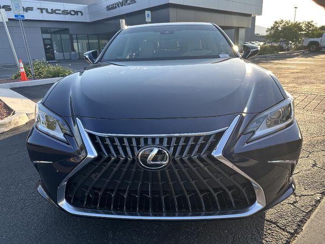 2024 Lexus ES 300h