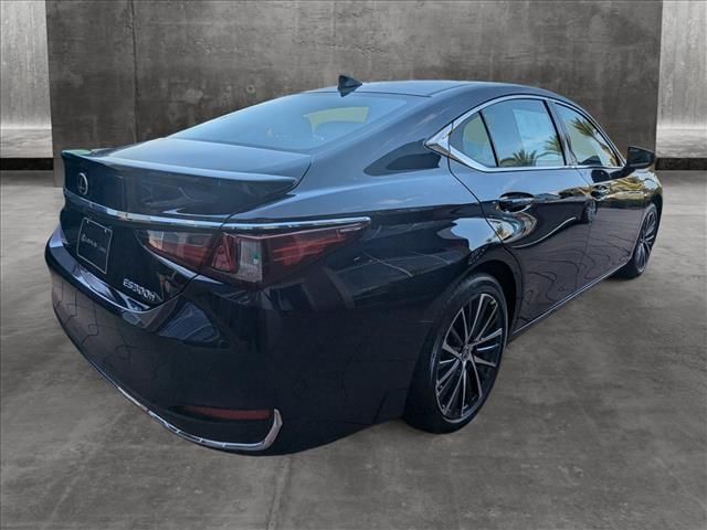 2024 Lexus ES 300h