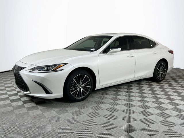 2024 Lexus ES 300h