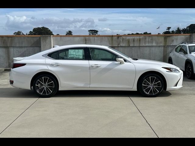 2024 Lexus ES 300h