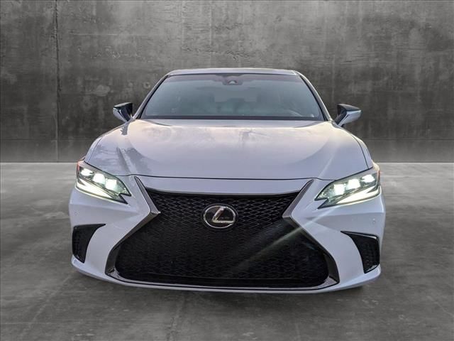 2024 Lexus ES ES 300h F SPORT Handling