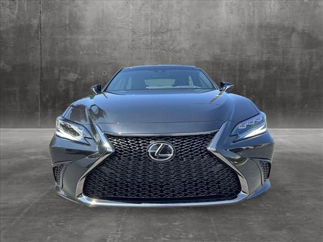 2024 Lexus ES ES 300h F SPORT Handling