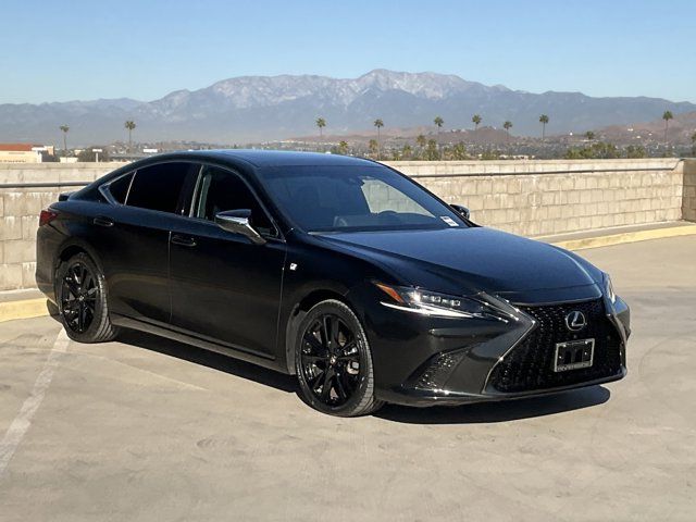 2024 Lexus ES ES 300h F SPORT Handling