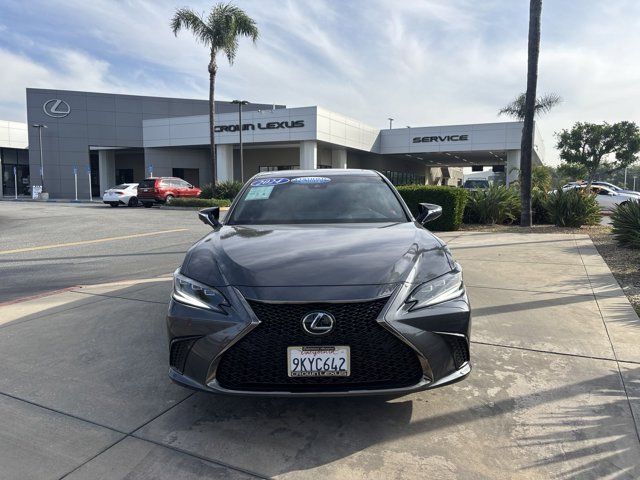 2024 Lexus ES ES 300h F SPORT Handling